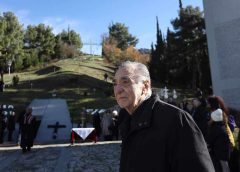 ΚΑΛΑΒΡΥΤΑ: Έφυγε από την ζωή ο Γιώργος Δημόπουλος, ένας από τους τελευταίους επιζώντες της Σφαγής των Καλαβρύτων